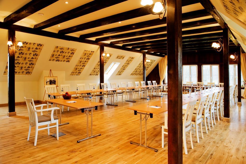 Jabłoń Resort 3*